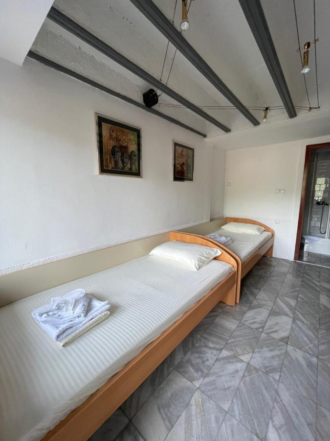 Apartments Evelyn Ohrid Extérieur photo